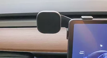 Is it illegal to have a phone holder on my car windscreen?