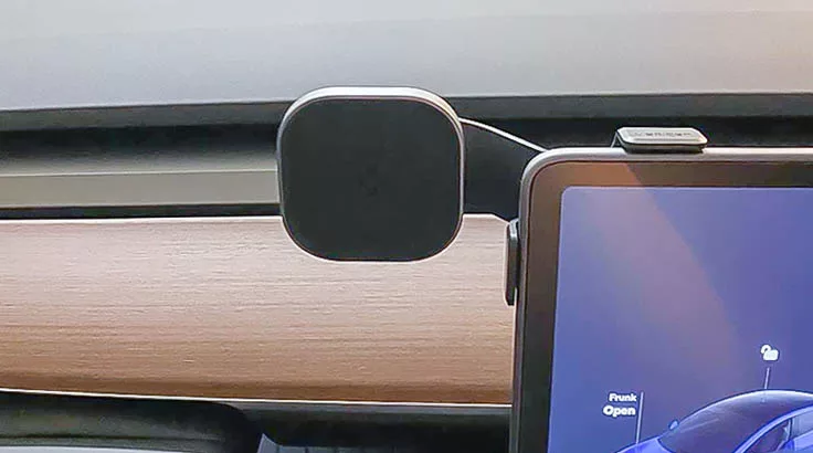 SPIGEN ONETAP TESLA MODEL Y / 3 MAGNETIC MAGSAFE SCREEN CAR MOUNT BLACK -  monstelo