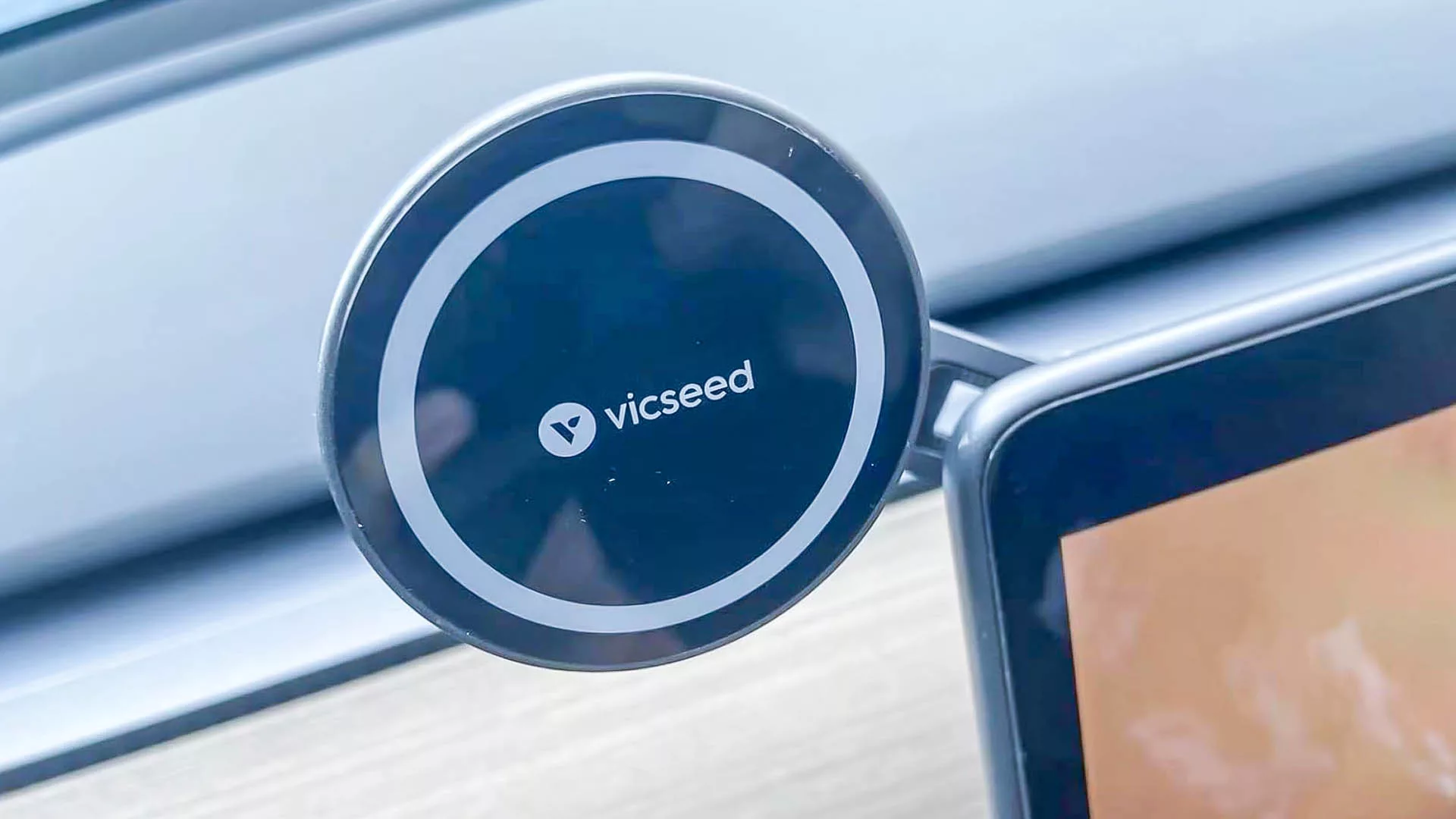 Vicseed Tesla Phone Holder with Magsafe